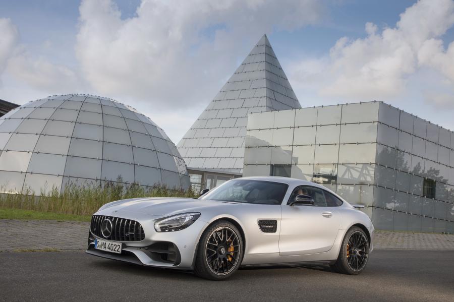  Mercedes-AMG GT S (C190) 2017 года  (фото 14 из 49)